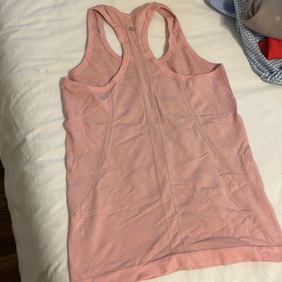 Lululemon swiftly tech tank top - Picture 2 of 2
